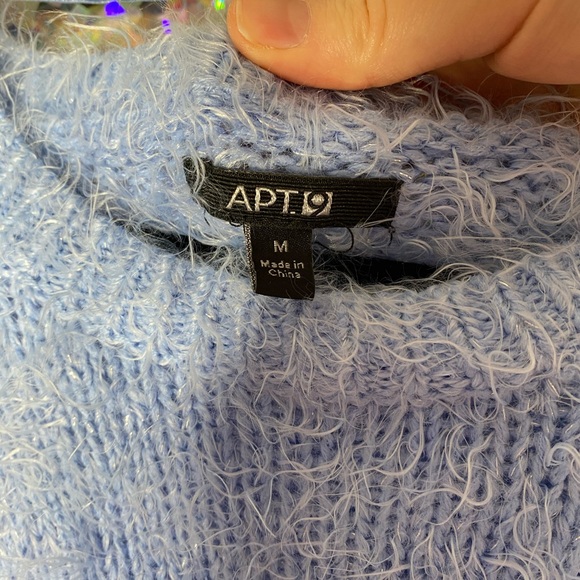 ❄️Baby blue fuzzy sweater❄️ - Picture 7 of 8